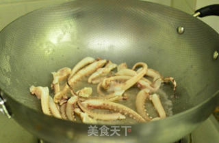 双椒鱿鱼须的做法步骤：5