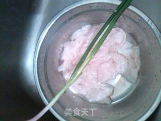 #酸菜炒大肠的做法图解2