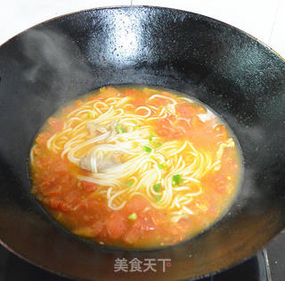 番茄瘦肉烫米粉的做法步骤:7