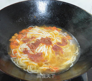 番茄瘦肉烫米粉的做法步骤:6