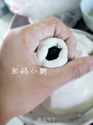 黑芝麻彩色汤圆的做法步骤:7