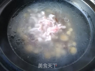 金针菇鸡蛋肉丝汤的做法步骤:8