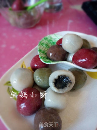 黑芝麻彩色汤圆的做法步骤:10