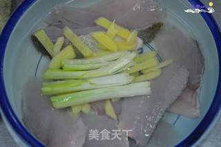 蛋煎鱼排的做法步骤:4
