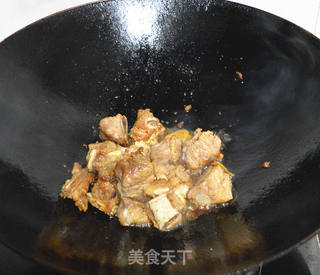 排骨焖土豆的做法步骤:5