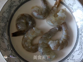 【儿童营养早餐】细嫩爽滑的虾仁鸡蛋羹的做法步骤:2