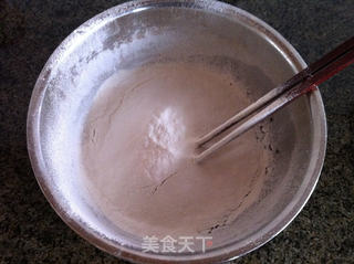 黑芝麻花纹饼干的做法步骤:5