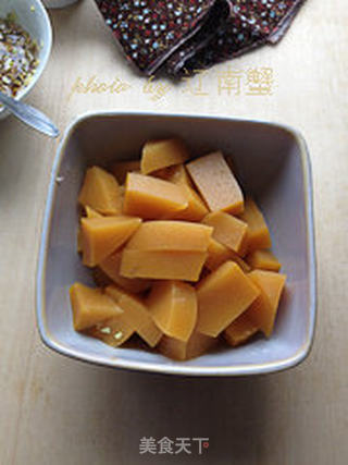 胡萝卜肉皮冻的做法步骤:8
