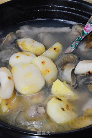 马蹄凤爪炖海螺的做法步骤:7