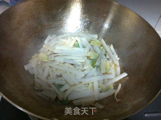腊八蒜炒藕的做法步骤:7
