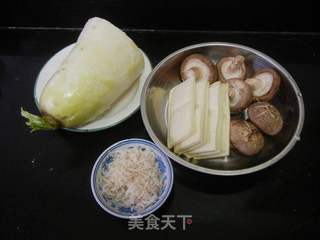 玉米面萝卜馅包子的做法步骤:2