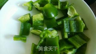 还我清白-虾仁圆椒黑木耳的做法步骤:3