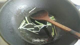 还我清白-虾仁圆椒黑木耳的做法步骤:5
