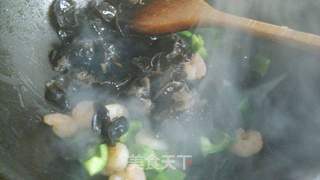 还我清白-虾仁圆椒黑木耳的做法步骤:8