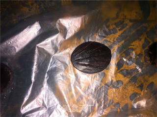 手工巧克力玫瑰花的做法步骤:12