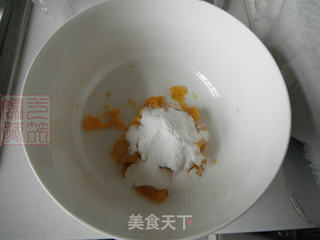 椰香蔓越莓红薯球的做法步骤:2
