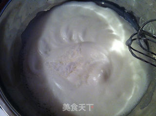 戚风蛋糕卷的做法步骤:6