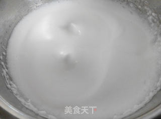 樱桃冰淇淋蛋糕的做法步骤:4