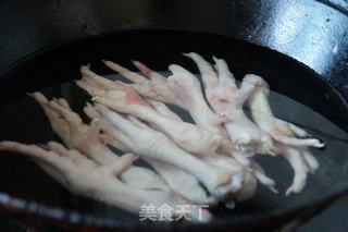 烧烤味的炒凤爪的做法步骤:2
