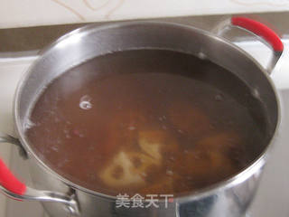 红豆莲藕汤的做法步骤:5