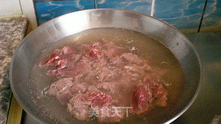 胡萝卜炖牛肉的做法步骤:3