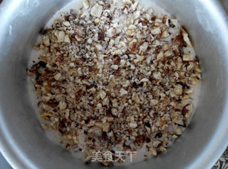 樱桃冰淇淋蛋糕的做法步骤:6