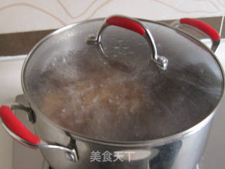 红豆莲藕汤的做法步骤:6