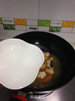菌菇焖草鱼的做法步骤:6
