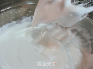 抹茶奶油蛋糕卷的做法步骤:7