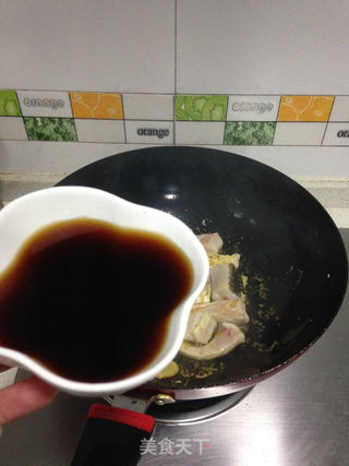 菌菇焖草鱼的做法步骤:5