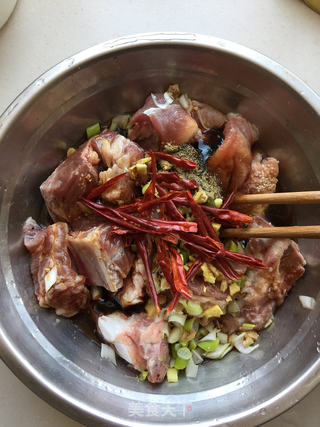 粉蒸排骨的做法步骤:3