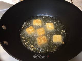 秘制川香脆皮豆腐的做法步骤:11