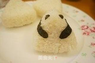 熊猫造型饭团便当的做法步骤:7
