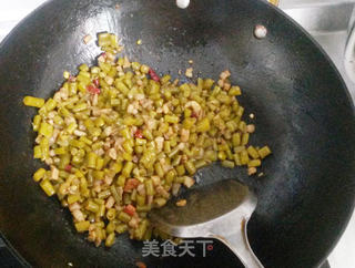 节后的开胃下饭解腻菜——肉丁炒酸豇豆的做法步骤:6
