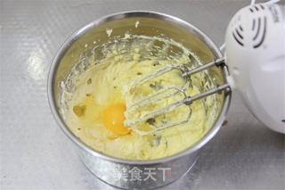【番茄配方】焦糖香蕉芝士蛋糕——焦糖和香蕉的搭配很是不一般哦!的做法步骤:5