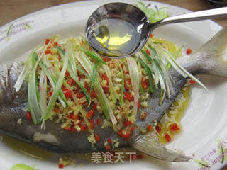 清蒸金鲳鱼的做法步骤:8