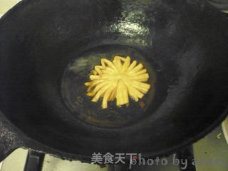 菊花馓子的做法步骤:12