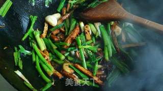 豆干蒜蔬蒸拌面的做法步骤:15