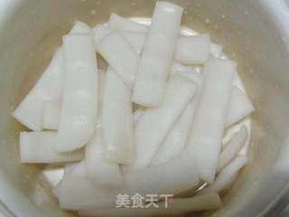 鲜美的家常火锅年糕的做法步骤:5