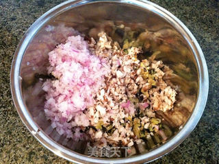 茄子馅素饺子的做法步骤:7