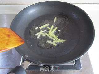 韭香蛏子的做法步骤:5