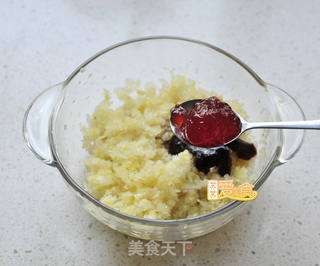 抵御倒春寒——如何秘制酥嫩多汁的红酒烤羊排的做法步骤:3