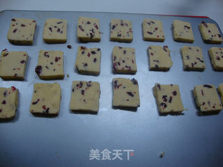 蔓越莓饼干的做法步骤:11