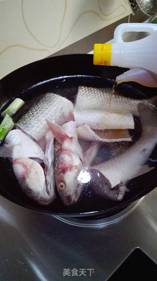 清炖梭鱼的做法步骤:6