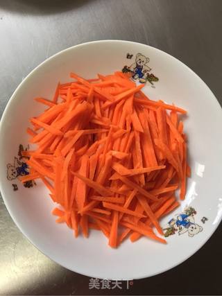 蚝油韭菜豆芽的做法步骤:2
