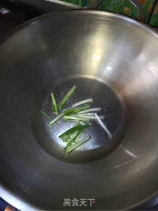 蚝油韭菜豆芽的做法步骤:7