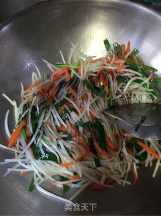 蚝油韭菜豆芽的做法步骤:11