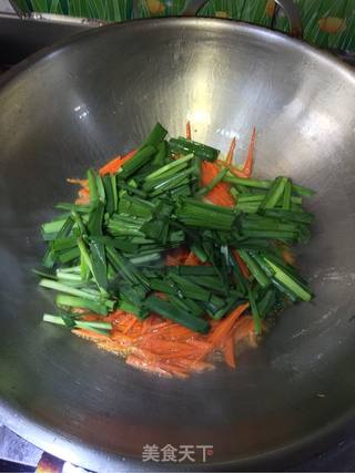 蚝油韭菜豆芽的做法步骤:9