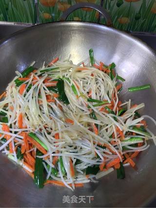 蚝油韭菜豆芽的做法步骤:10
