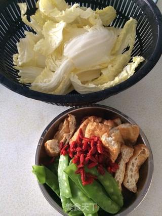 大白菜豆腐炖大骨的做法步骤:4